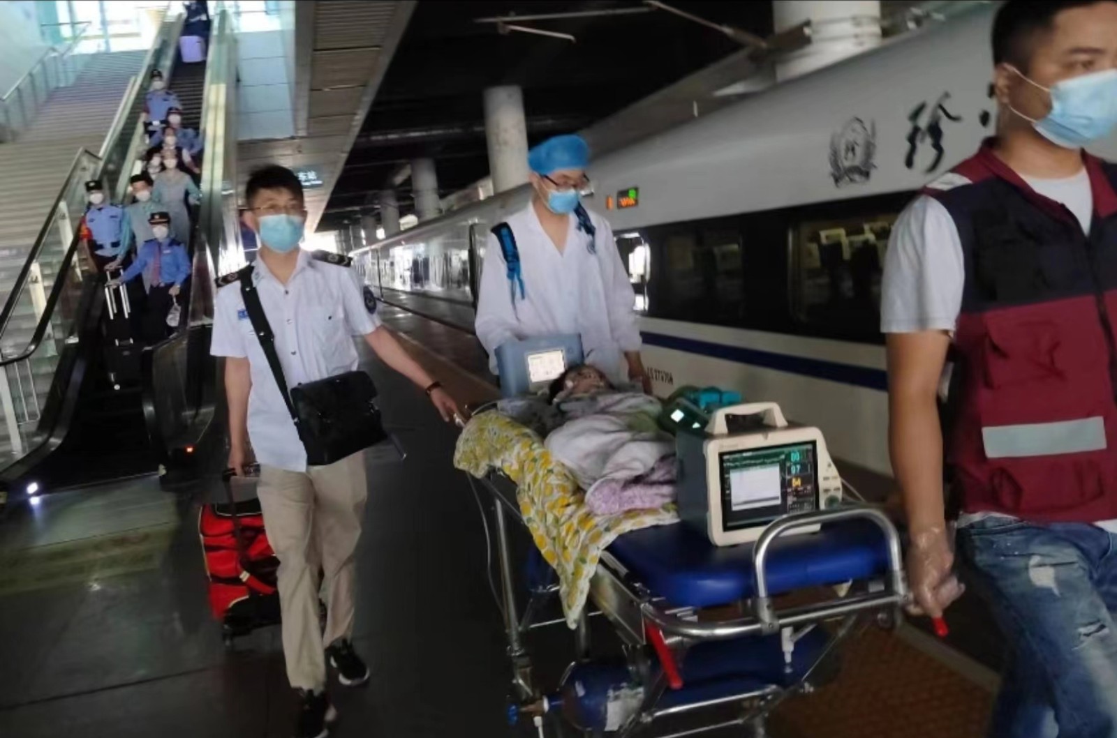 喀喇沁左翼蒙古族自治县高铁转运公司